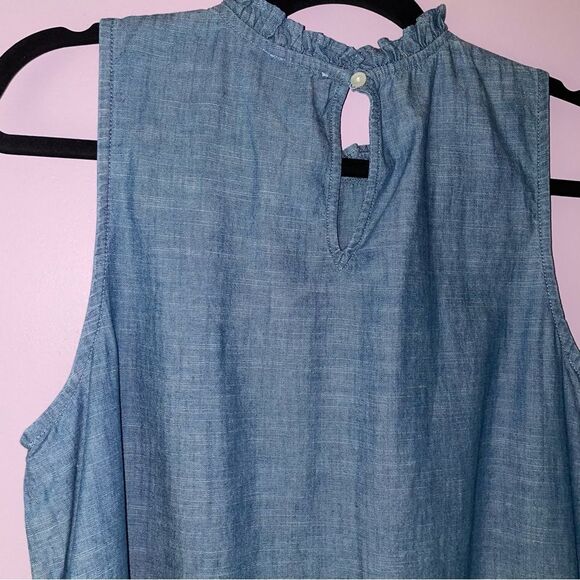 J Crew M Blouse Chambray Ruffle Collar Embroidered Sleeveless - Picture 3 of 8